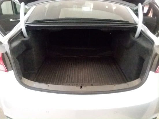 Chevy Impala 2018 trunk